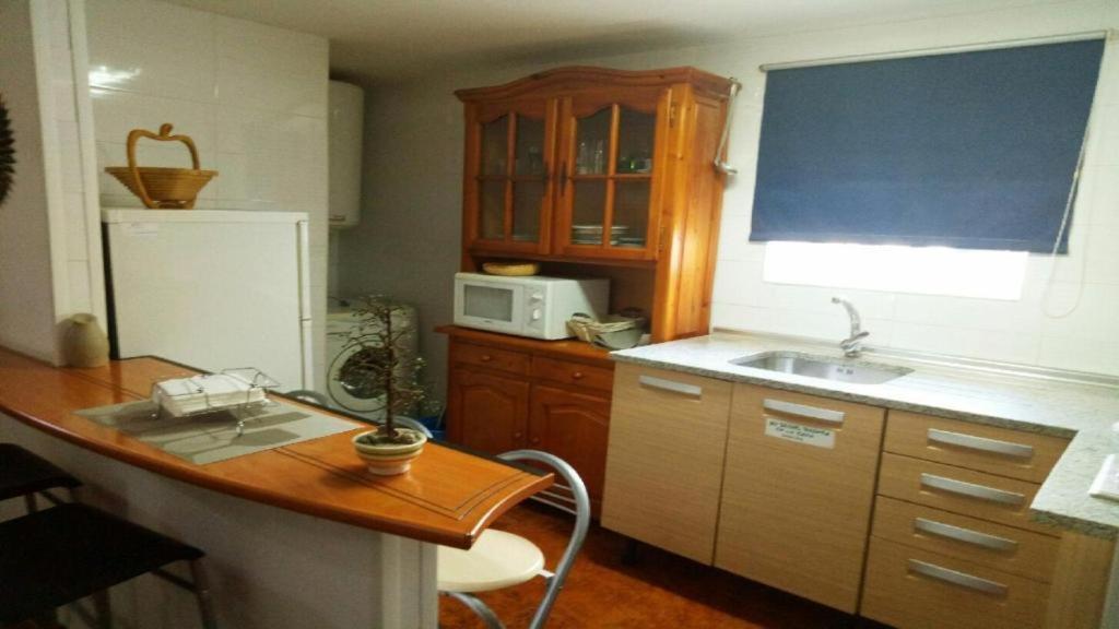Apartamento Turistico Muralla De Caceres Luaran gambar